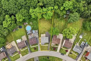5255 Elmwood Dr, Pittsburgh, PA 15227 - Photo 44