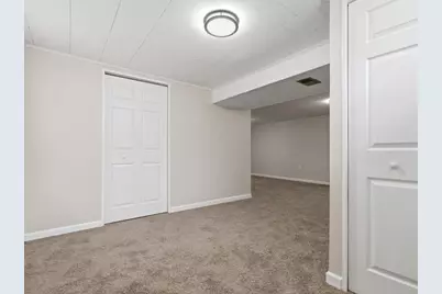 5255 Elmwood Dr, Pittsburgh, PA 15227 - Photo 30