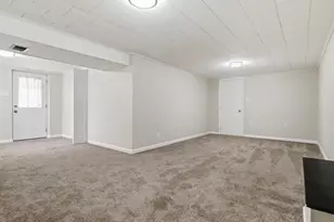 5255 Elmwood Dr, Pittsburgh, PA 15227 - Photo 26