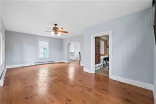 601 Walnut St, Latrobe, PA 15650 - Photo 2