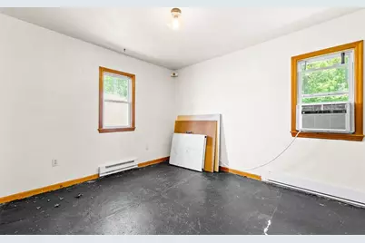 1065 University Dr, Connellsville, PA 15425 - Photo 16