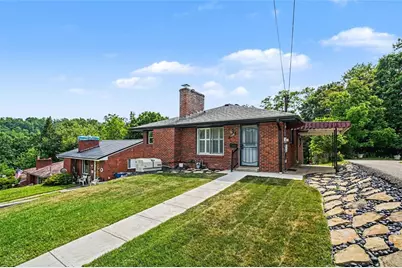 116 Dogwood Dr, Pittsburgh, PA 15235 - Photo 2