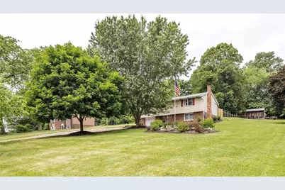 146 Nursery Ln, Jefferson Township, PA 16002 - Photo 2