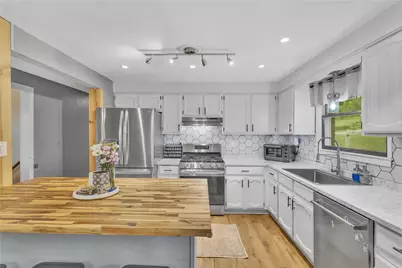 146 Nursery Ln, Jefferson Township, PA 16002 - Photo 8