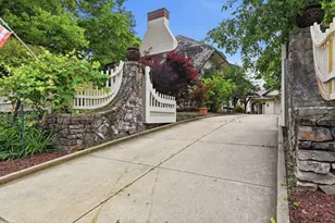 704 Amberson Ave, Pittsburgh, PA 15232 - Photo 46