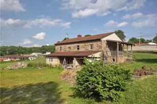 1035 Ohio St, Jeannette, PA 15644 - Photo 8