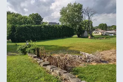 1035 Ohio Street, Jeannette, PA 15644 - Photo 6