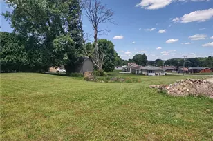 1035 Ohio St, Jeannette, PA 15644 - Photo 10