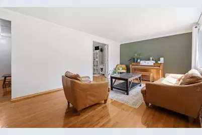 110 Crescent Garden Dr, Pittsburgh, PA 15235 - Photo 4