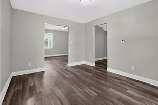 320 Fernhill Ave, Pittsburgh, PA 15226 - Photo 14