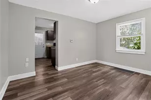 320 Fernhill Ave, Pittsburgh, PA 15226 - Photo 16