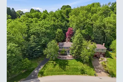 303 Cornwall Drive, Pittsburgh, PA 15238 - Photo 6