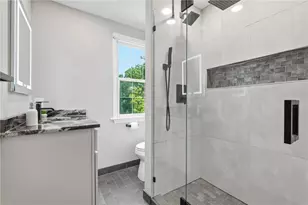 303 Cornwall Dr, Pittsburgh, PA 15238 - Photo 32