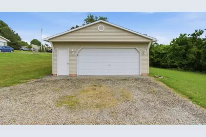 128 Roskovich, Belle Vernon, PA 15012 - Photo 6