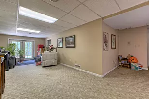 1413 Colony Dr, Hempfield Township, PA 15601 - Photo 44