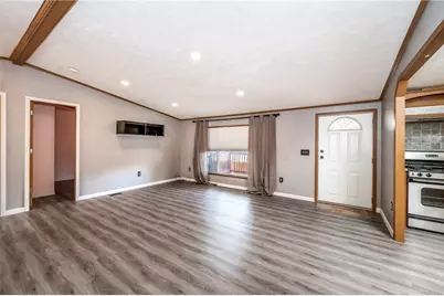1726 Getty Ave, White Township, PA 15701 - Photo 8