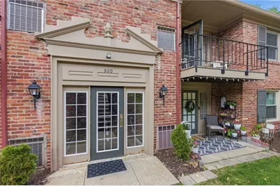920 Margarite Dr #J, Scott Township, PA 15216 - Photo 18