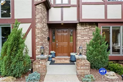 29 Jaycee Dr, Scott Township, PA 15243 - Photo 1