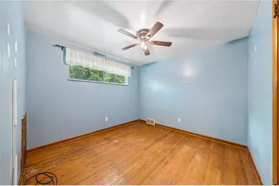 1904 Ohio Ave, White Oak, PA 15131 - Photo 16