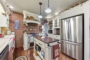 1118 Flora St, Pittsburgh, PA 15212 - Photo 8