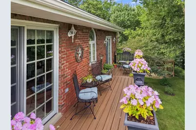 1118 Flora St, Pittsburgh, PA 15212 - Photo 14