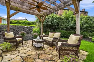 1118 Flora St, Pittsburgh, PA 15212 - Photo 2