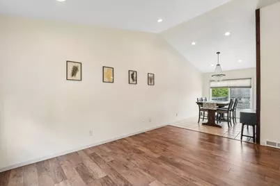 410 Lawnview Ave, Neshannock Township, PA 16105 - Photo 8