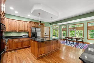 109 Windermere Ct, Peters Township, PA 15317 - Photo 10