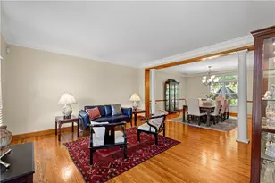 109 Windermere Ct, Peters Township, PA 15317 - Photo 6