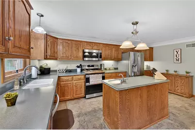 121 Spillway Ln, Oakland Township, PA 16001 - Photo 10
