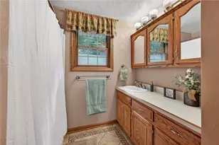 121 Spillway Ln, Oakland Township, PA 16001 - Photo 24