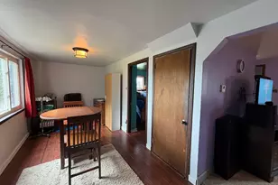 1040 Park Ave, East McKeesport, PA 15035 - Photo 4