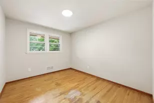 228 Hillock Ln, Pittsburgh, PA 15236 - Photo 18