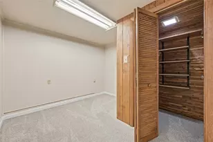 228 Hillock Ln, Pittsburgh, PA 15236 - Photo 30