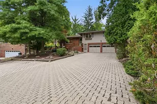 228 Hillock Ln, Pittsburgh, PA 15236 - Photo 2