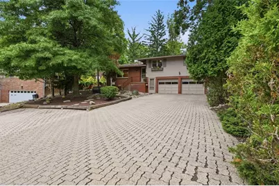 228 Hillock Ln, Pittsburgh, PA 15236 - Photo 2