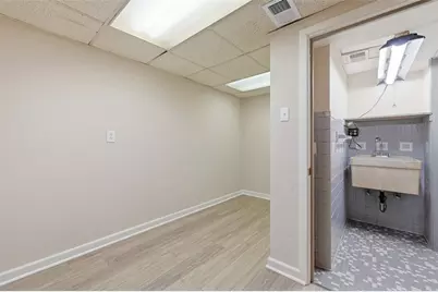 228 Hillock Ln, Pittsburgh, PA 15236 - Photo 36