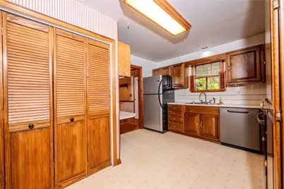 610 Eau Claire St, Butler, PA 16001 - Photo 14