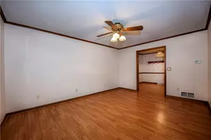 610 Eau Claire St, Butler, PA 16001 - Photo 6