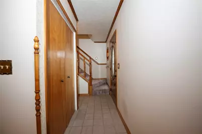 610 Eau Claire St, Butler, PA 16001 - Photo 18
