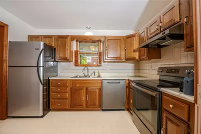 610 Eau Claire St, Butler, PA 16001 - Photo 12