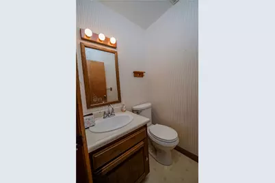 610 Eau Claire St, Butler, PA 16001 - Photo 16
