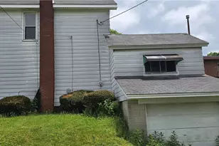 200 Cleveland St, Punxsutawney Area School District, PA 15767 - Photo 2