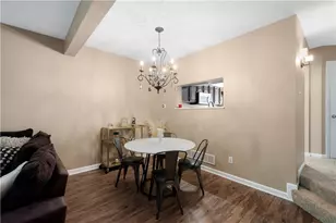 185 Old Village Ln, Bethel Park, PA 15102 - Photo 12