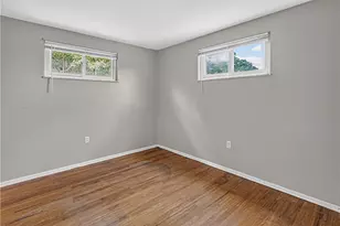 1025 Catherine Dr, Conway, PA 15027 - Photo 20