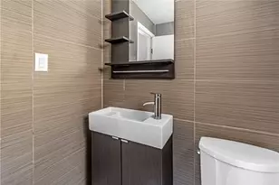 1025 Catherine Dr, Conway, PA 15027 - Photo 24