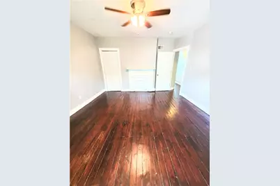 736 Clarissa St #2, Pittsburgh, PA 15219 - Photo 6