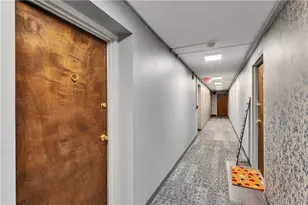 4203 Charlemagne Cir, Ross Twp, PA 15237 - Photo 4
