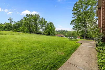 1841 Universal Rd, Pittsburgh, PA 15235 - Photo 36