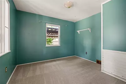 330 Klamath Dr, Robinson Twp, PA 15205 - Photo 6